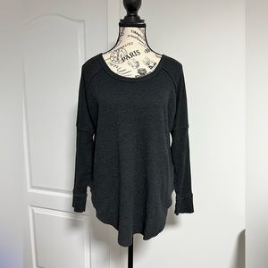 TNA Aritzia Alder Thermal Long Sleeve Knit Top Tee - size M